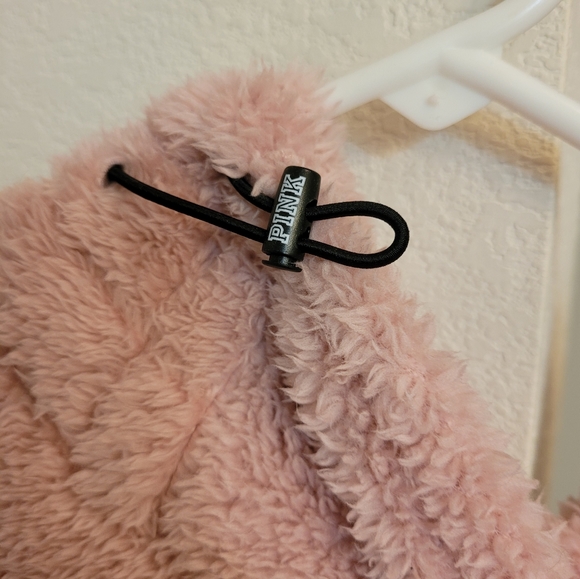 New VS PINK sherpa pullover - Picture 2 of 4